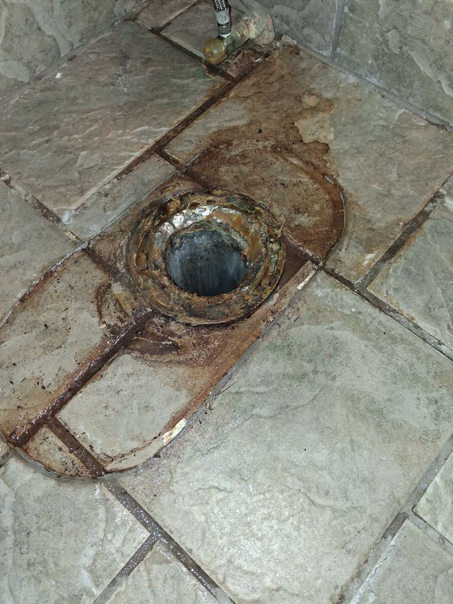 Before the repair: Leaking Toilet Wax Ring in Tulsa, photographed on the job by Acts of Service Plumbing